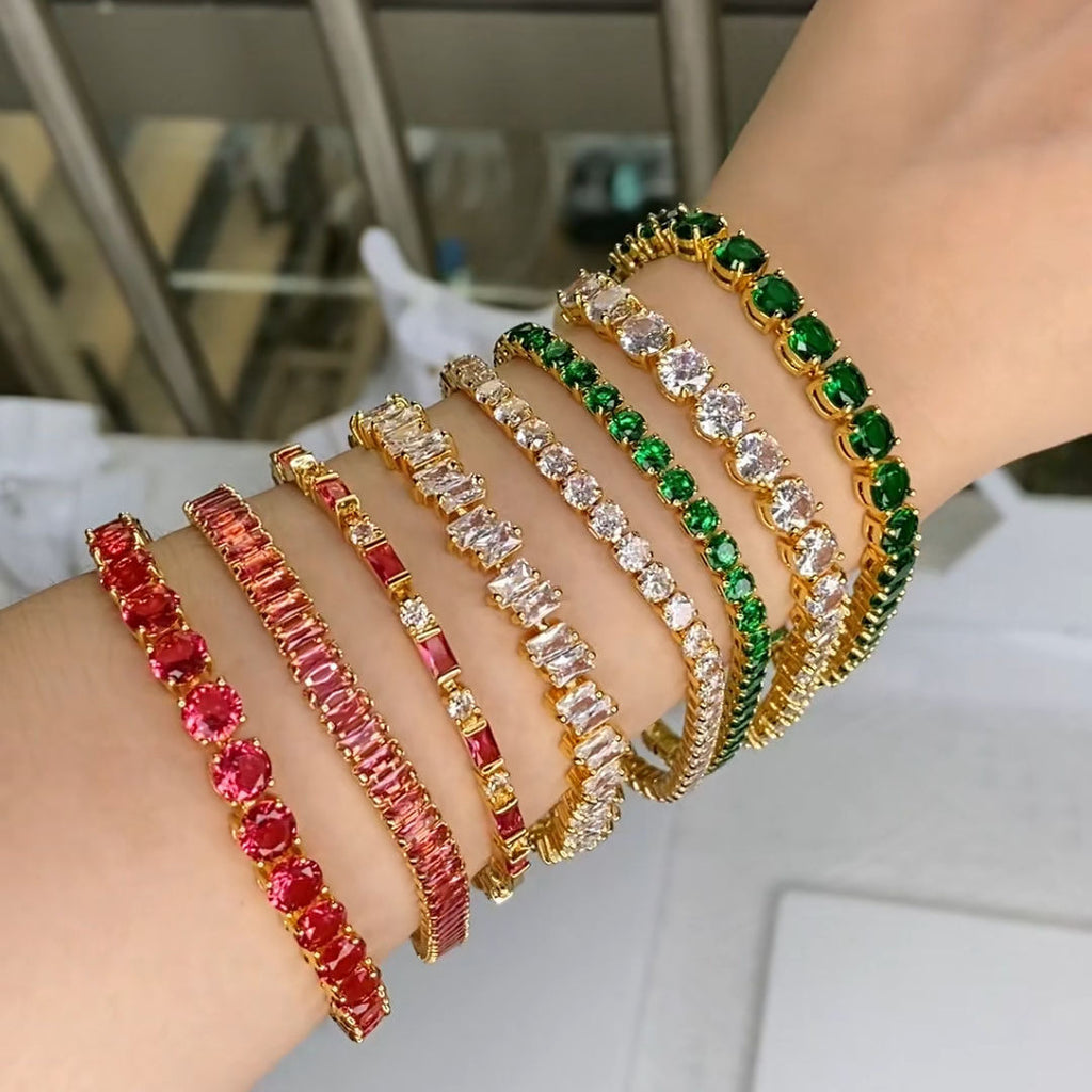Damen Armband mit funkelnden Zirkonia und eleganter Goldbeschichtung Shop Nory