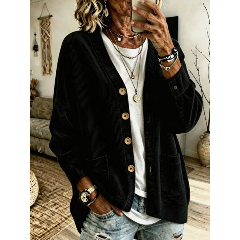Damen Oversized Cord-Cardigan mit aufgesetzten Taschen und Holzknöpfen Shop Nory