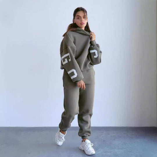 Damen Oversized Kapuzenpullover mit großflächigem Blockprint Shop Nory