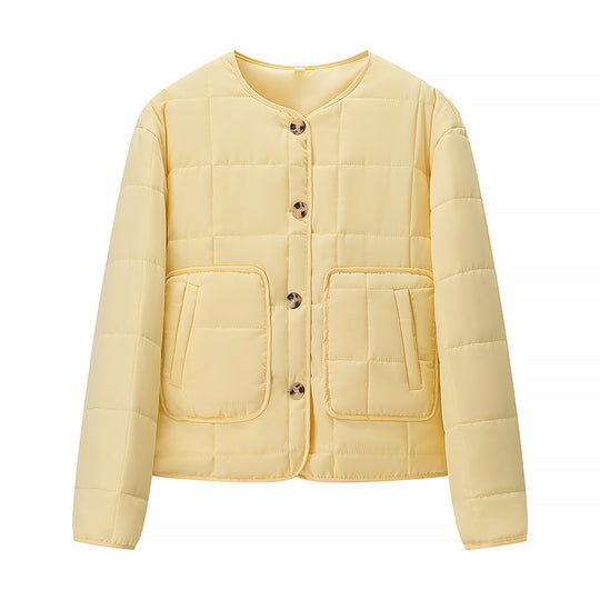 Damen Leichte gesteppte Kurzjacke mit Rundhalsausschnitt und aufgesetzten Taschen Shop Nory