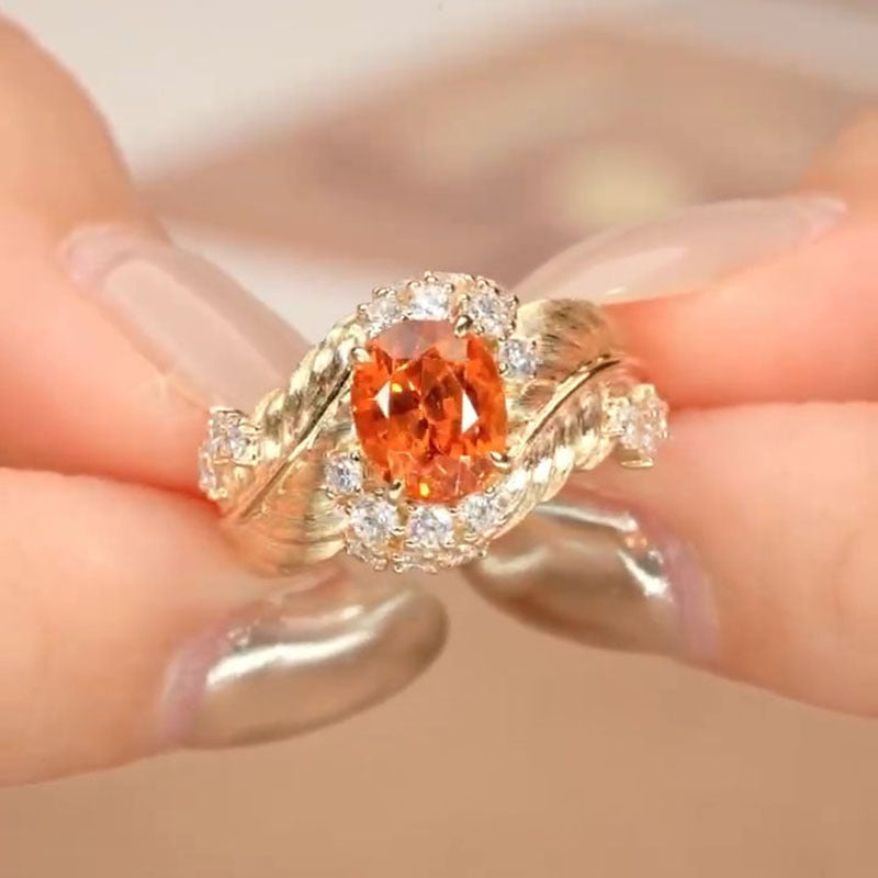 Damenring mit luxuriösem Design und funkelndem Edelsteinbesatz Shop Nory