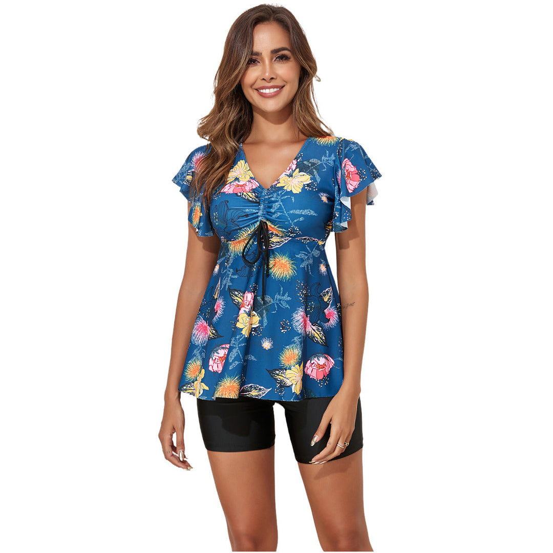Damen Sportliches Badeset mit floralem Überwurf und bequemen Shorts