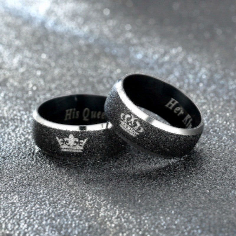 Herren Ring mit funkelndem Kristall-Design und eingravierter Botschaft Shop Nory