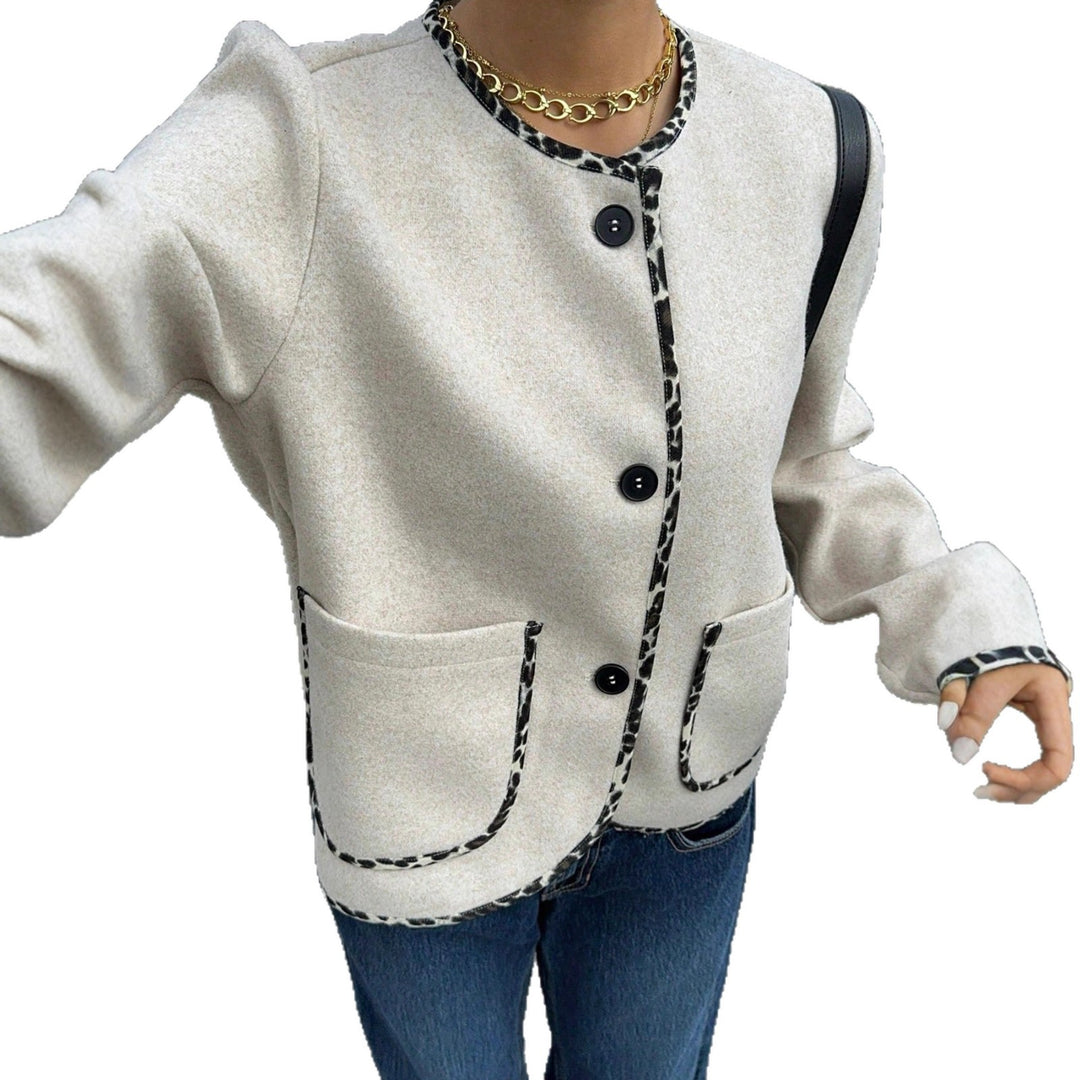 Damen Kurze Wolloptik‑Jacke mit kontrastbesatz und aufgesetzten Taschen Shop Nory