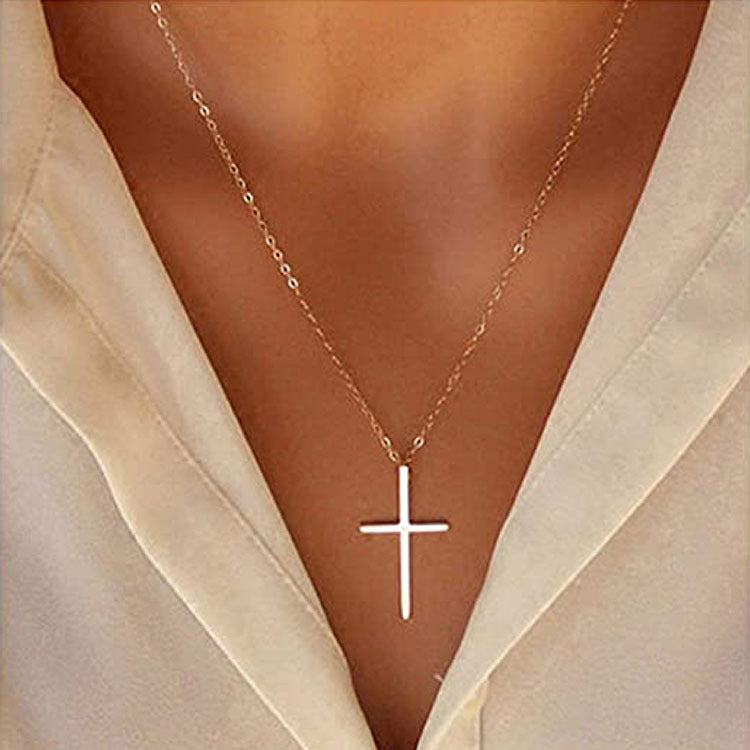 Damen Halskette mit schlichtem Kreuzanhänger und filigranem Kettendesign Shop Nory
