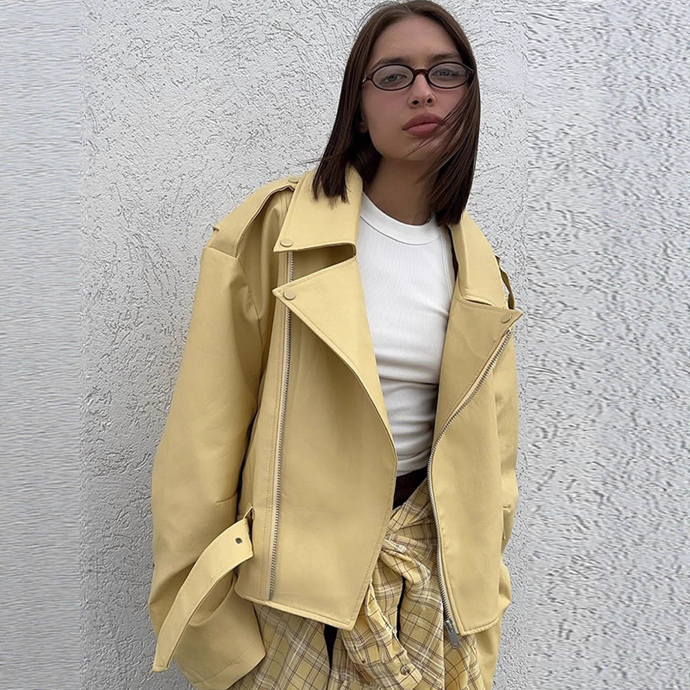 Damen Oversize-Bikerjacke aus veganem Lederimitat mit großem Revers und Taillengürtel Shop Nory