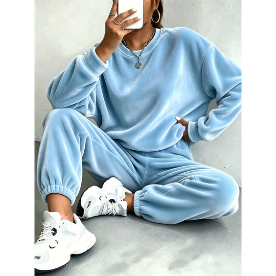 Damen Kuscheliges Velours-Lounge-Set mit Oversize-Sweatshirt und Joggerhose Shop Nory