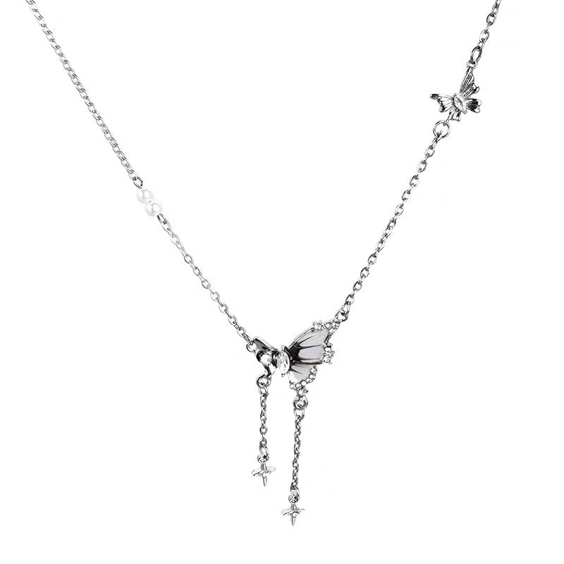 Damen Elegante und filigrane Kette mit Schmetterling Shop Nory