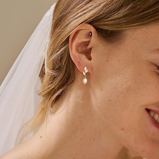 Damen Ohrhänger mit exquisiten Perlen- und Zirkonia-Akzenten Shop Nory