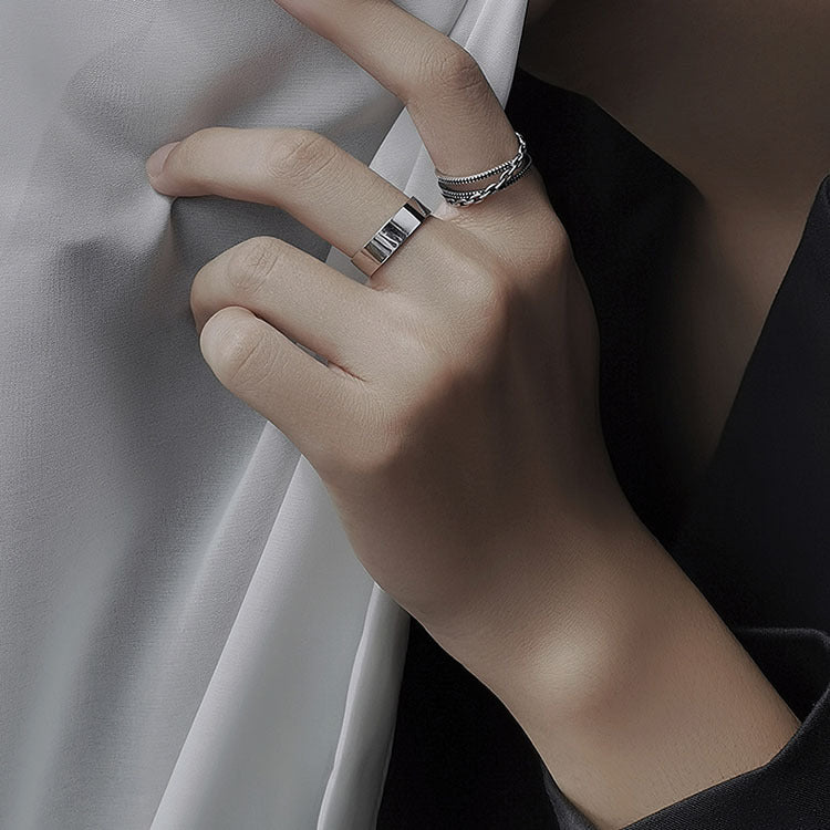 Damen Moderner und stilvoller Ring mit gewundenem Design Shop Nory