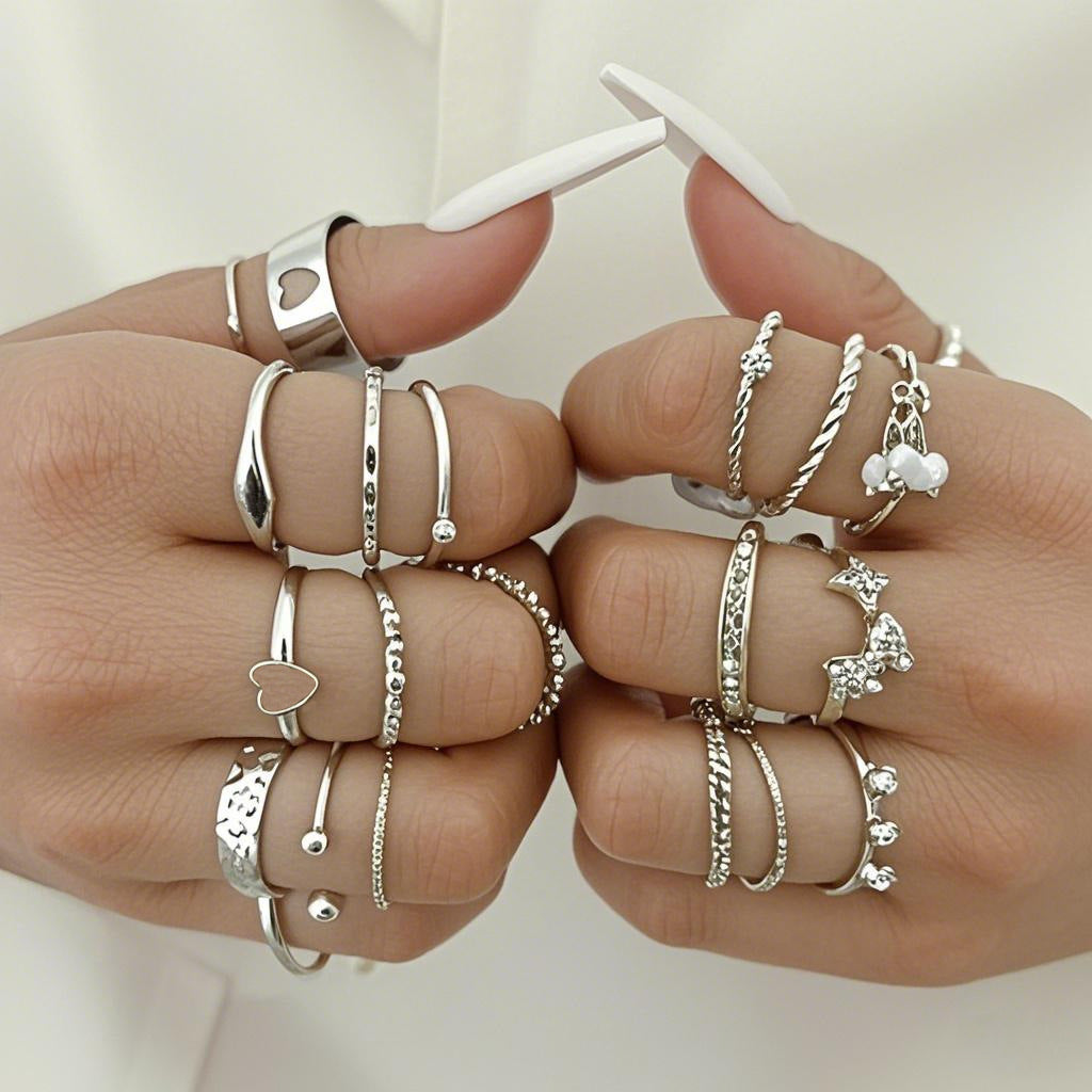 Damen Schmuckring-Set mit funkelnden Zirkonia und filigranem Design Shop Nory