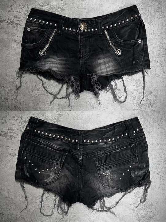 Damen Modische Destroyed Denim-Shorts mit Nieten