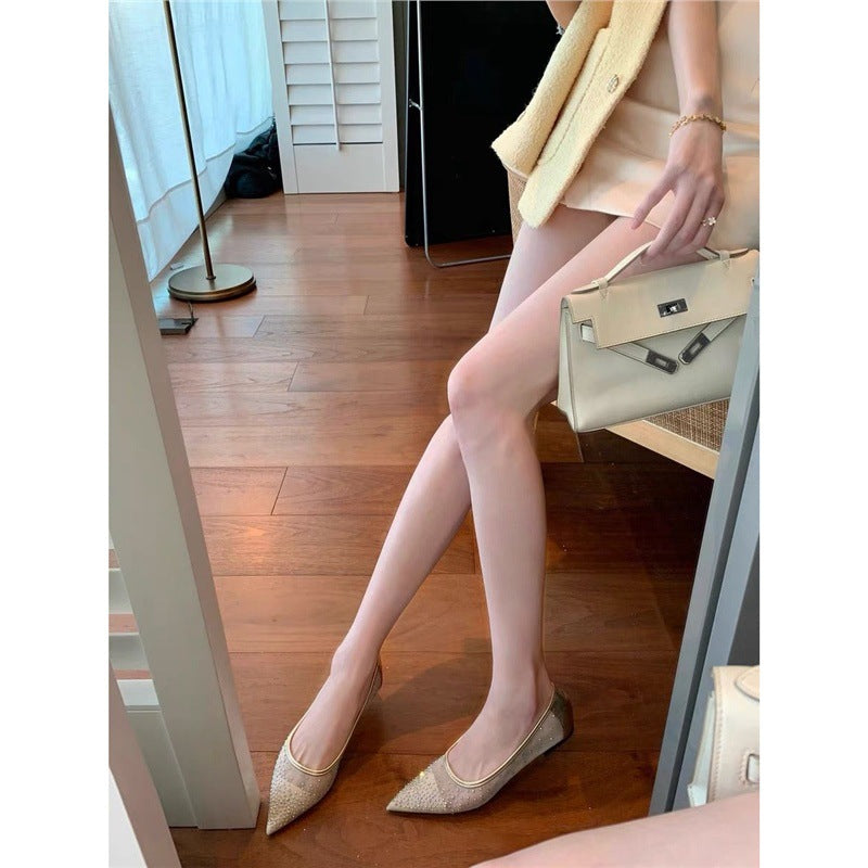 Damen Elegante spitz zulaufende Mesh-Ballerinas mit Kristallbesatz und goldener Einfassung Shop Nory