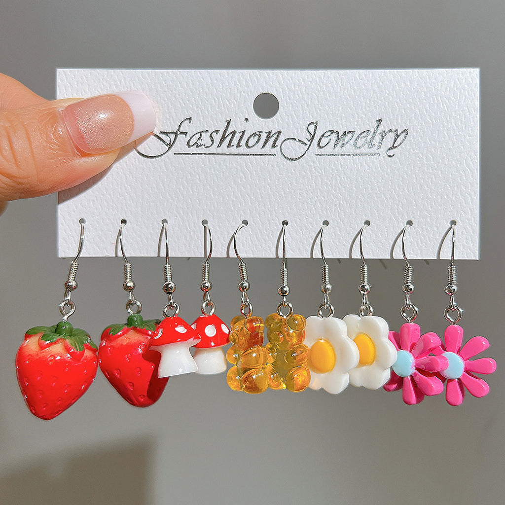 Damen Ohrringe mit verspielten Erdbeer- und Wolkenmotiven Shop Nory