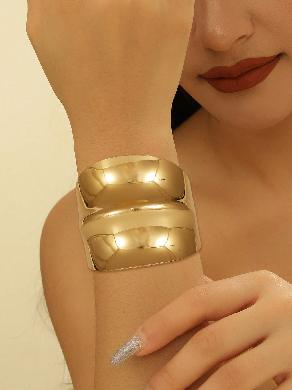 Damen Armreif im kunstvollen, strukturierten Design Shop Nory