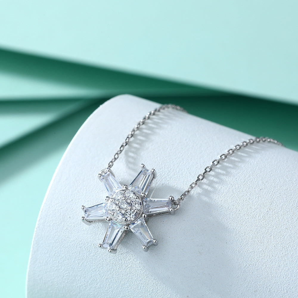 Damen elegante Halskette mit strahlendem Sonnenmotiv Shop Nory