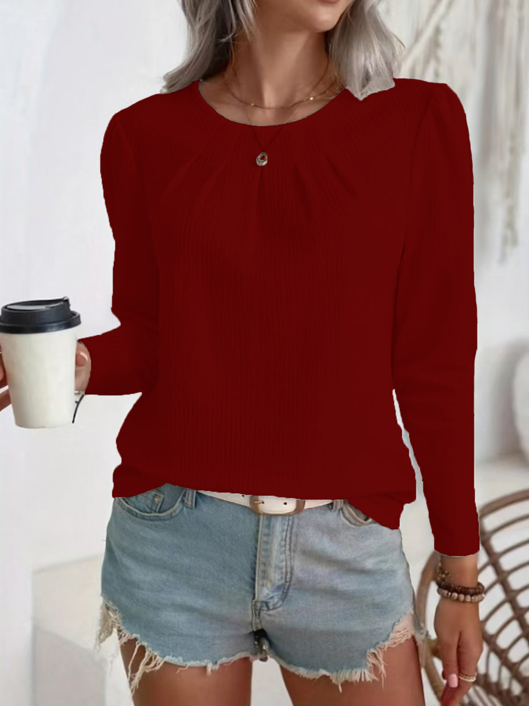 Damen leichte Strukturbluse mit gerafftem Rundhalsausschnitt und langen Ärmeln Shop Nory