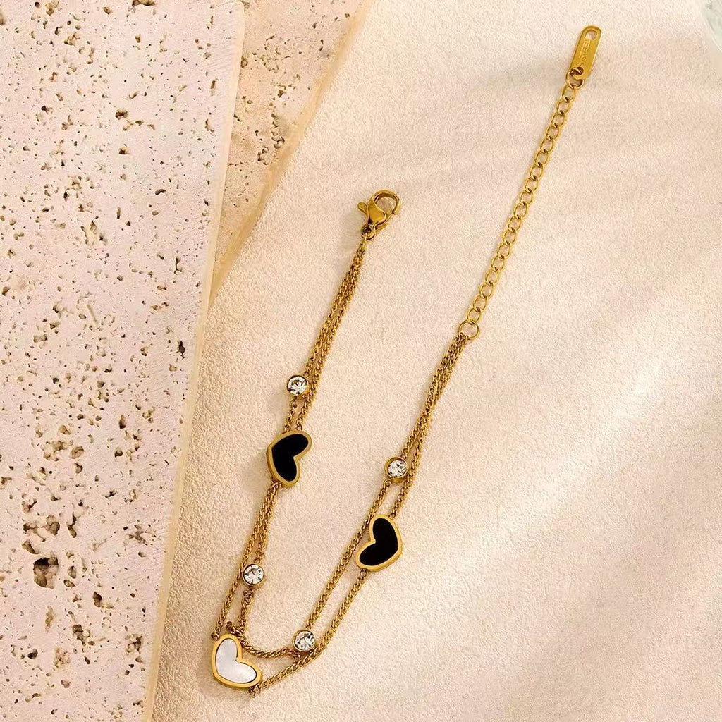 Damen Fußkettchen mit elegantem Herz-Design und funkelnden Zirkonia-Elementen Shop Nory