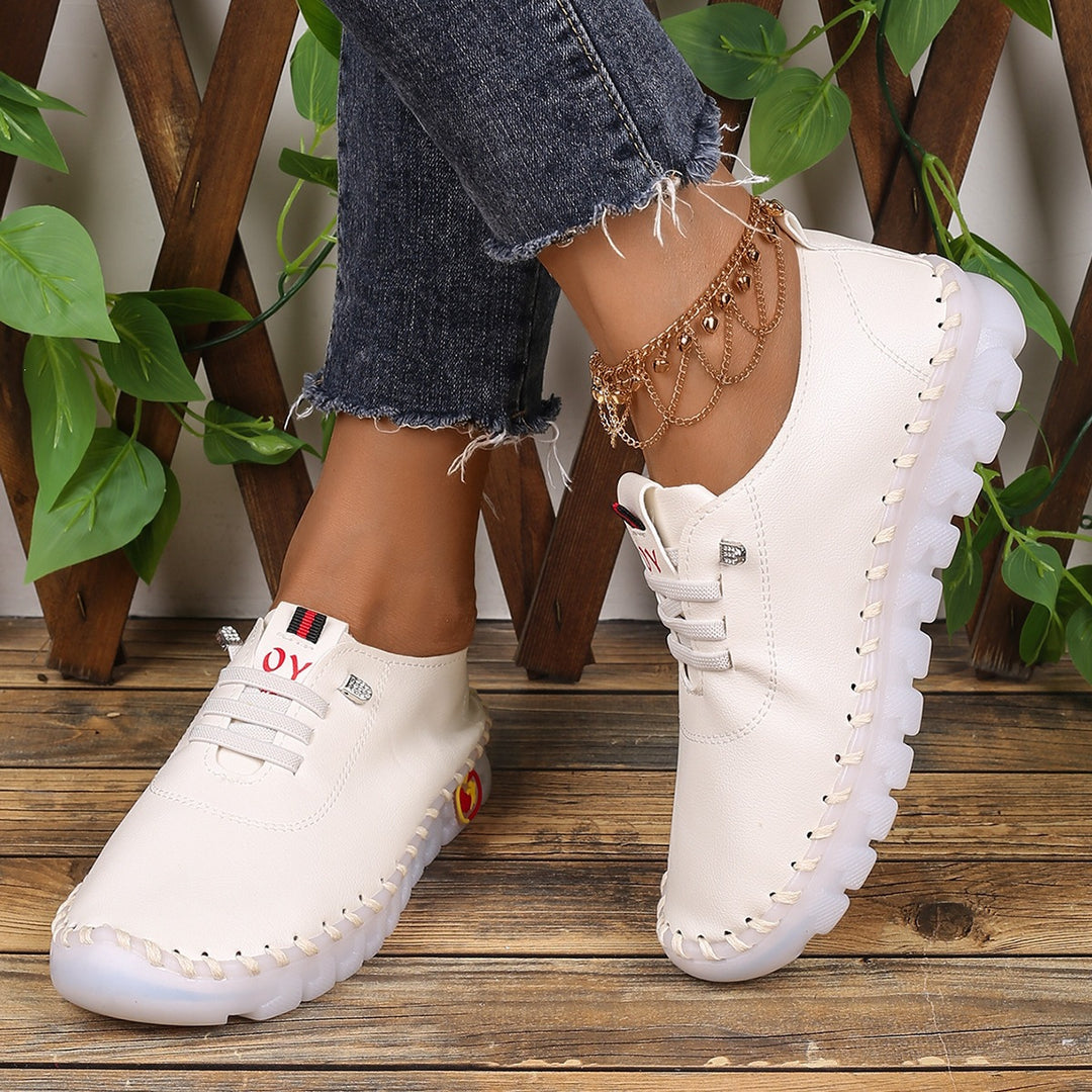 Damen Bequeme Lederoptik-Slipper mit flexibler Profilsohle und Mokassin-Naht Shop Nory