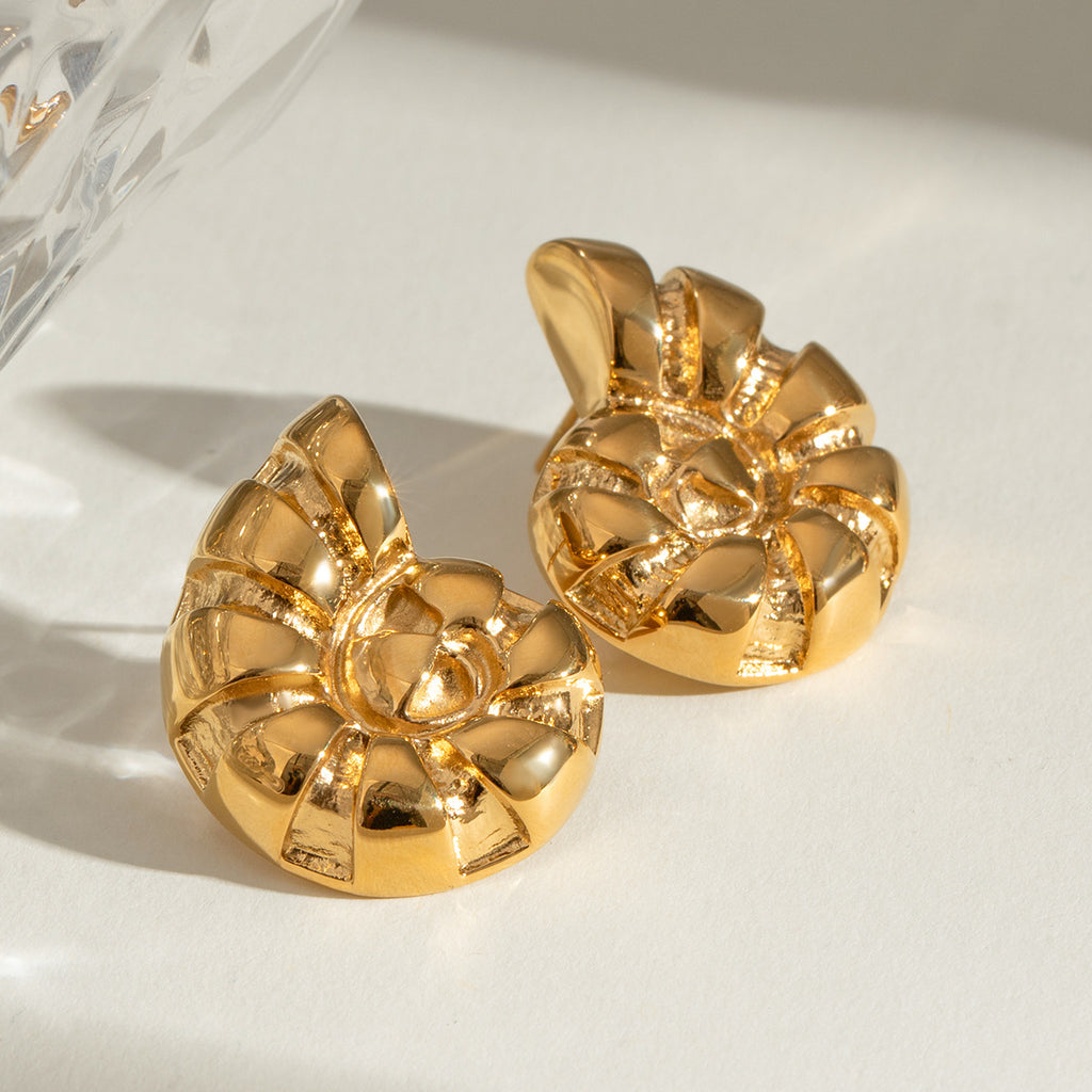 Damen Ohrhänger im eleganten Nautilus-Design aus hypoallergenem Edelstahl Shop Nory