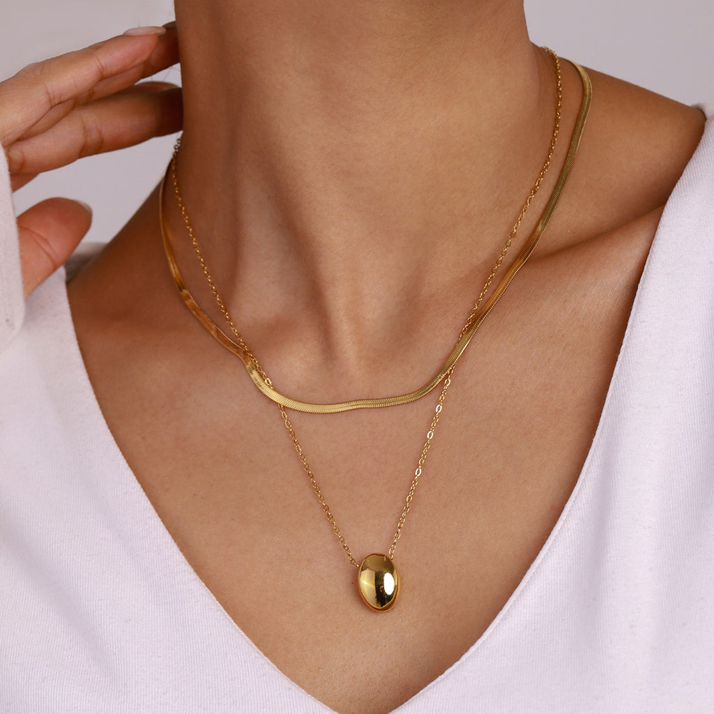 Damen Halskette mit doppeltem Design und goldenem Anhänger Shop Nory