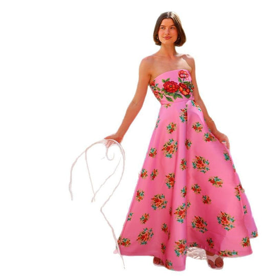 Damen Ballkleid mit floralem Oberteil und schwingendem Rock