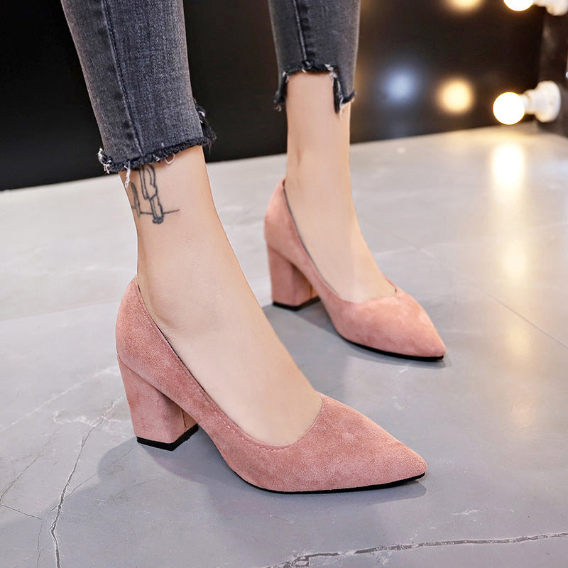 Damen Samtige Spitz-Pumps mit mittelhohem geometrischem Blockabsatz Shop Nory