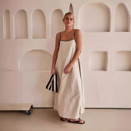 Damen Sommerliches Maxikleid mit schmalen Spaghettiträgern und fließendem Schnitt