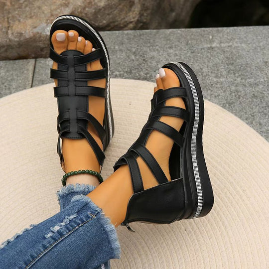 Damen Keil-Sandalen mit Gladiator-Riemen, Reißverschluss und gepolstertem Plateau Shop Nory