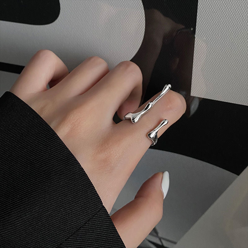 Damen Ring mit skulpturalem, fließendem Design Shop Nory