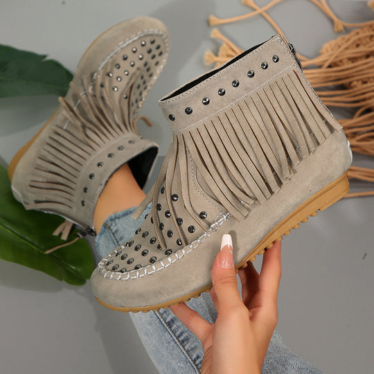 Damen Fransen‑Ankleboots im Mokassinstil mit Nieten und Rückenreißverschluss Shop Nory