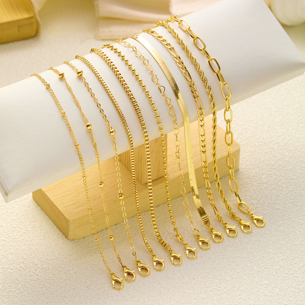 Damen Armreif-Set mit filigranen Ketten und eleganten Designs Shop Nory