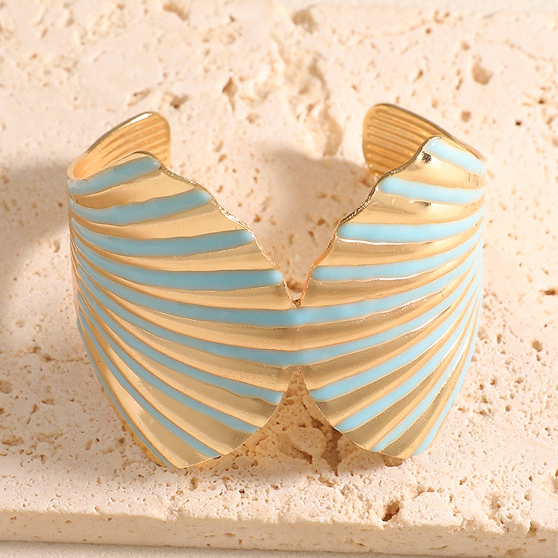 Damen Armreif mit elegantem Muschel-Design Shop Nory