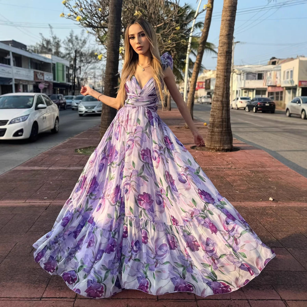 Damen Maxikleid mit luftigen Rüschendetails und ausgefallenem Wickeldesign