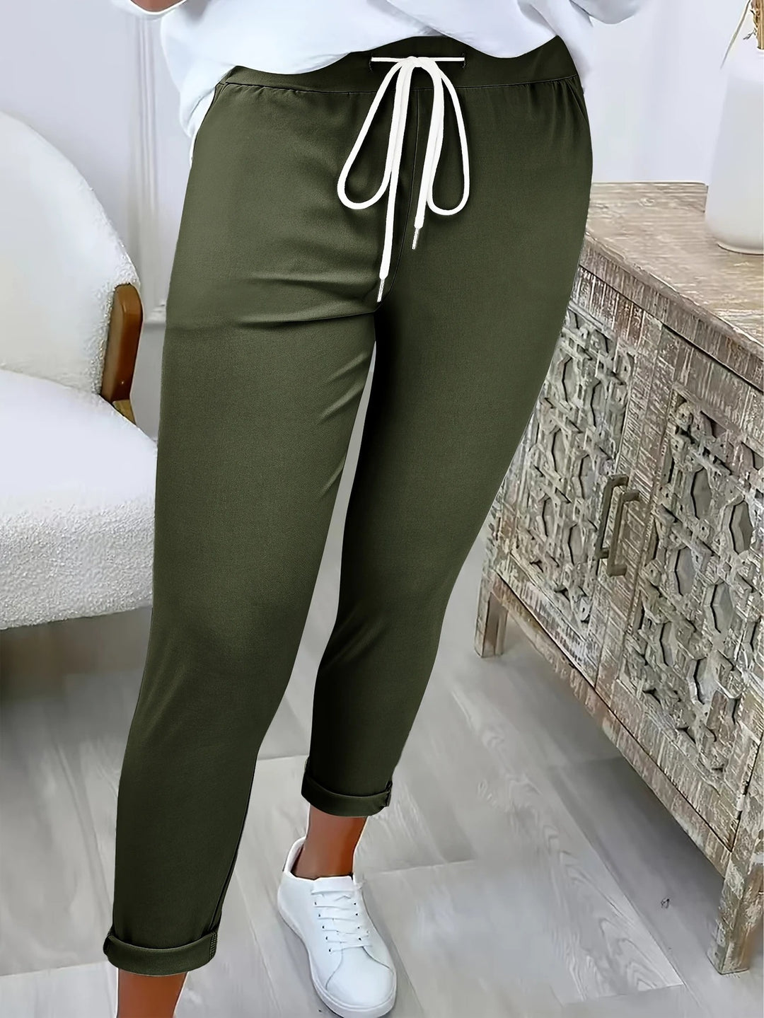 Damen Schmale Jogginghose mit hohem Komfortbund, Kordelzug und schmalem Knöchelabschluss Shop Nory