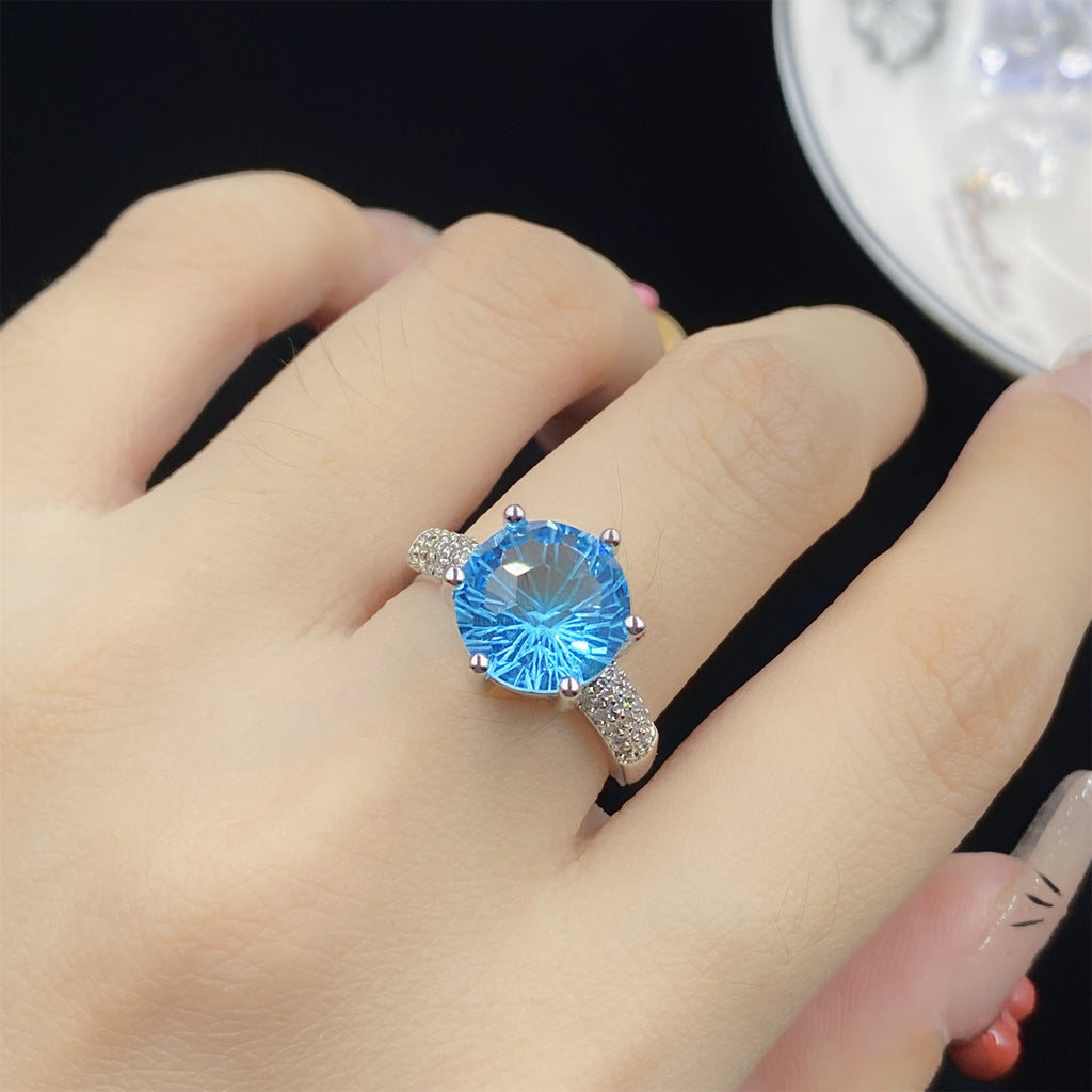 Damen Stilvoller Ring mit funkelndem Amethyst und Zirkonia-Details Shop Nory