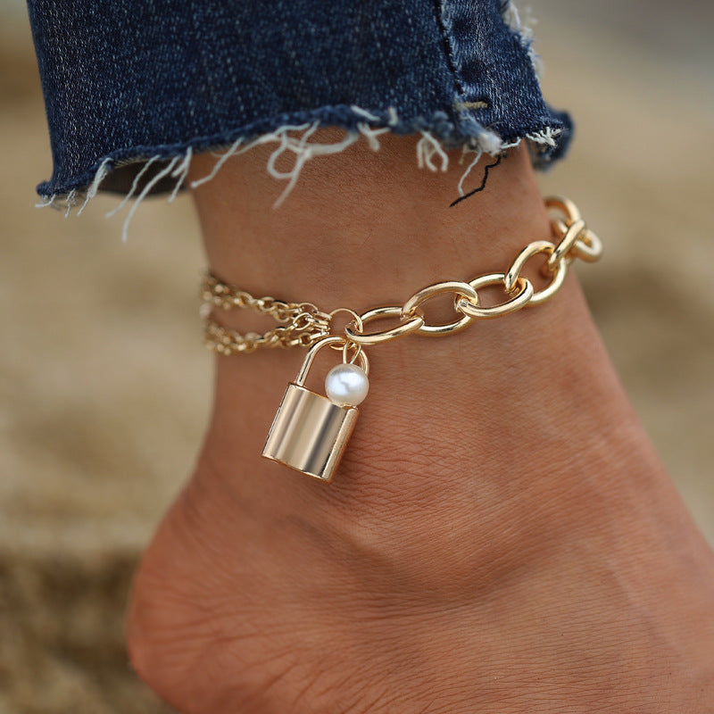 Damen Fußkettchen mit elegantem Schloss- und Perlenanhänger Shop Nory