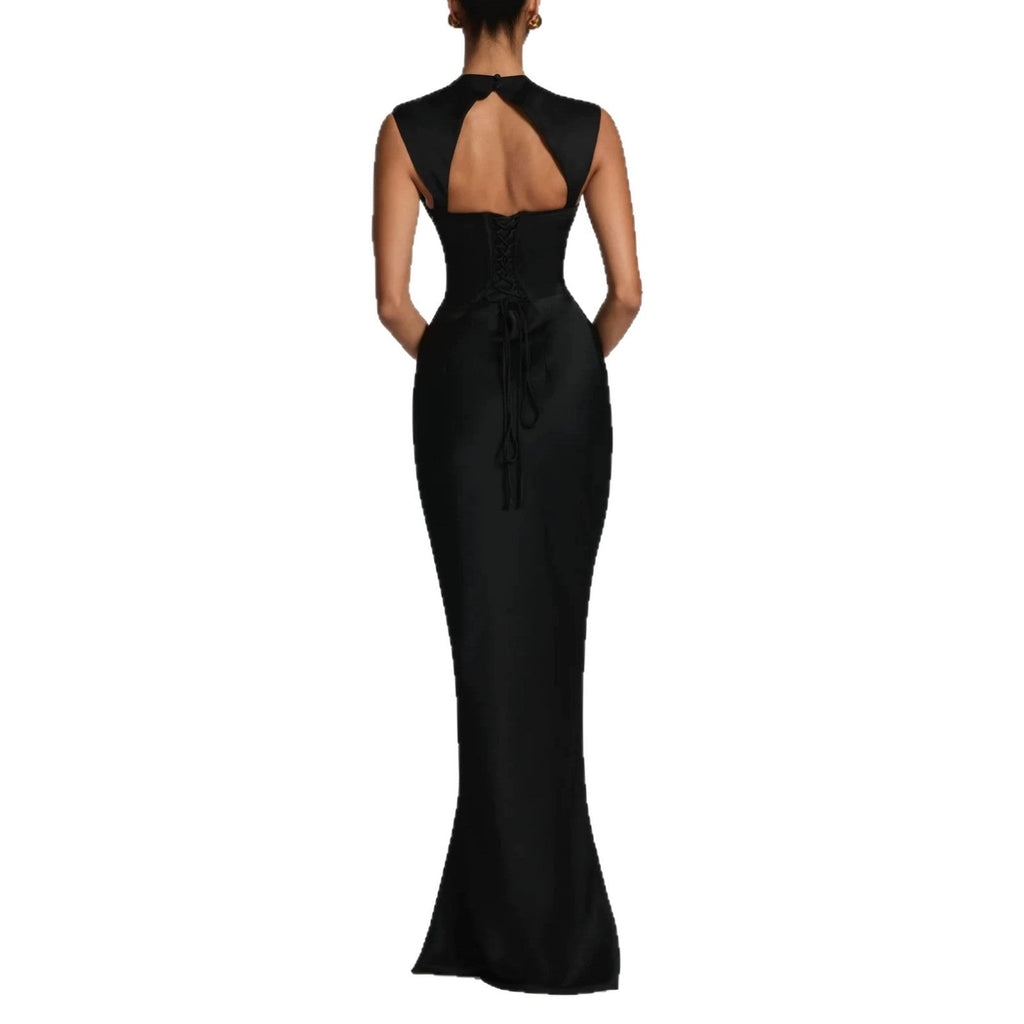 Damen Elegantes Maxikleid mit asymmetrischem Ausschnitt und raffinierten Drapierungen Shopnory