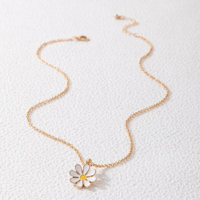 Damen Halskette mit verspieltem Gänseblümchen-Anhänger Shop Nory