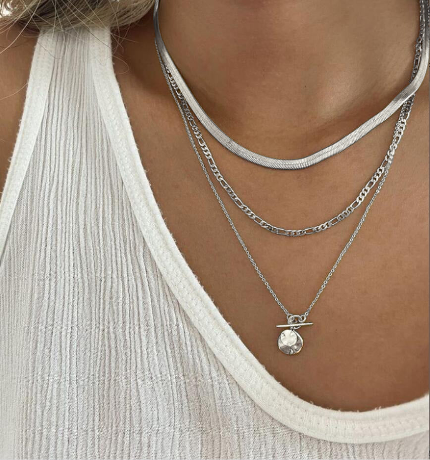 Damen mehrlagige Halskette mit eleganten Goldakzenten Shop Nory