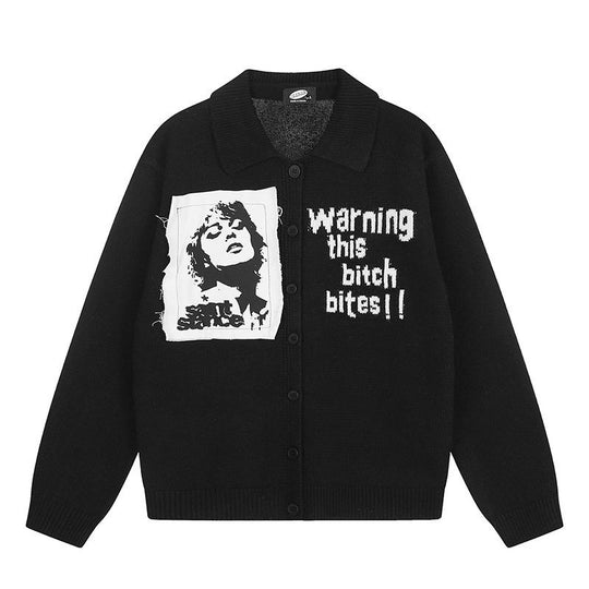 Damen Strick-Cardigan mit Hemdkragen, Knopfleiste und Statement-Patch Shop Nory