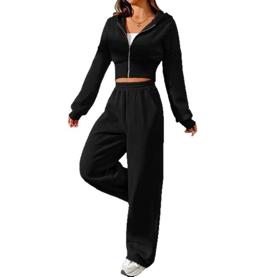 Damen nan kurzes Kapuzen-Sweatshirt mit Reißverschluss und weite High-Waist Jogginghose Shop Nory