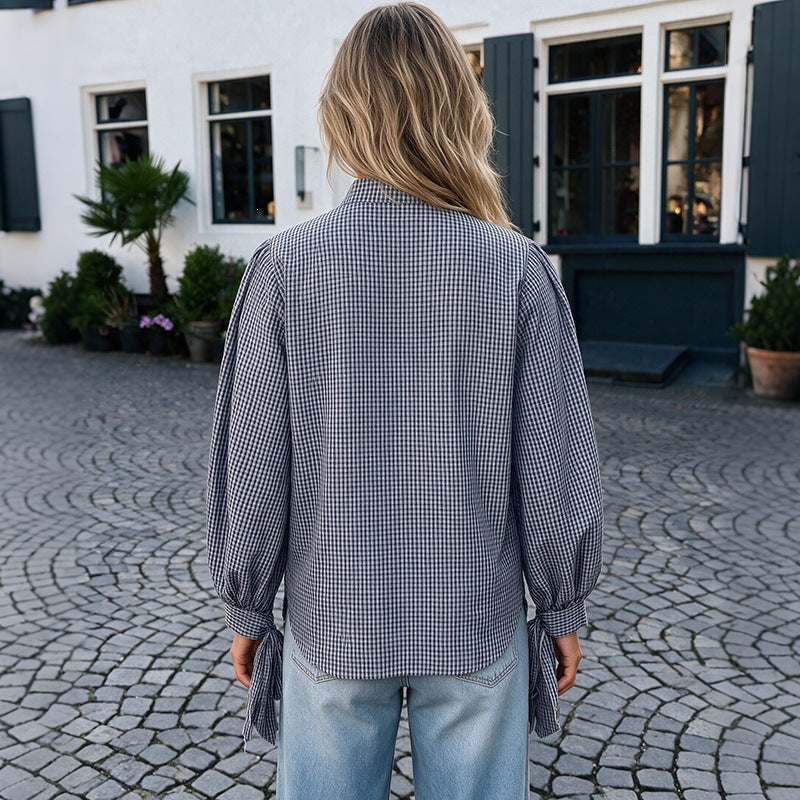 Damen Locker geschnittene Vichy-Karo-Bluse mit Stehkragen, Knopfleiste und Bindemanschetten Shop Nory