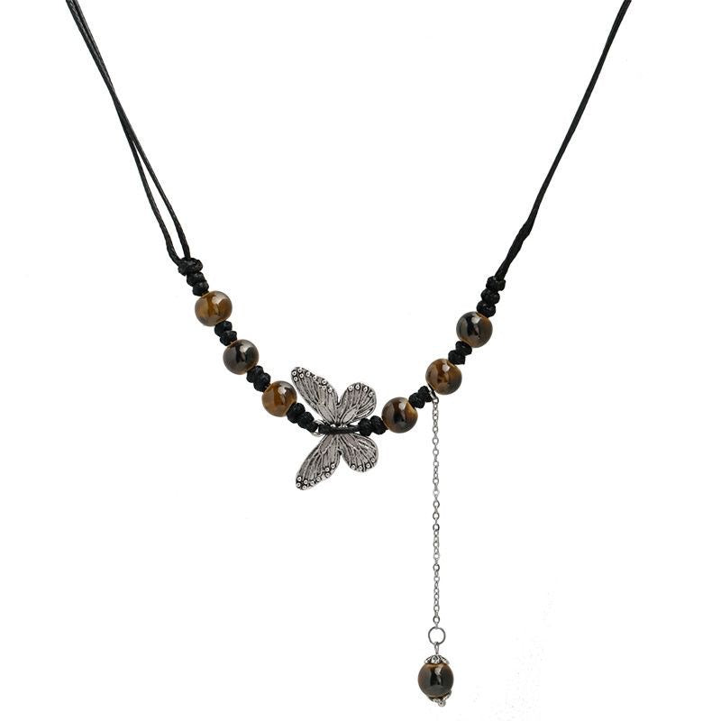 Damen Halskette mit filigranem Schmetterlingsanhänger und naturbelassenen Halbedelsteinen Shop Nory