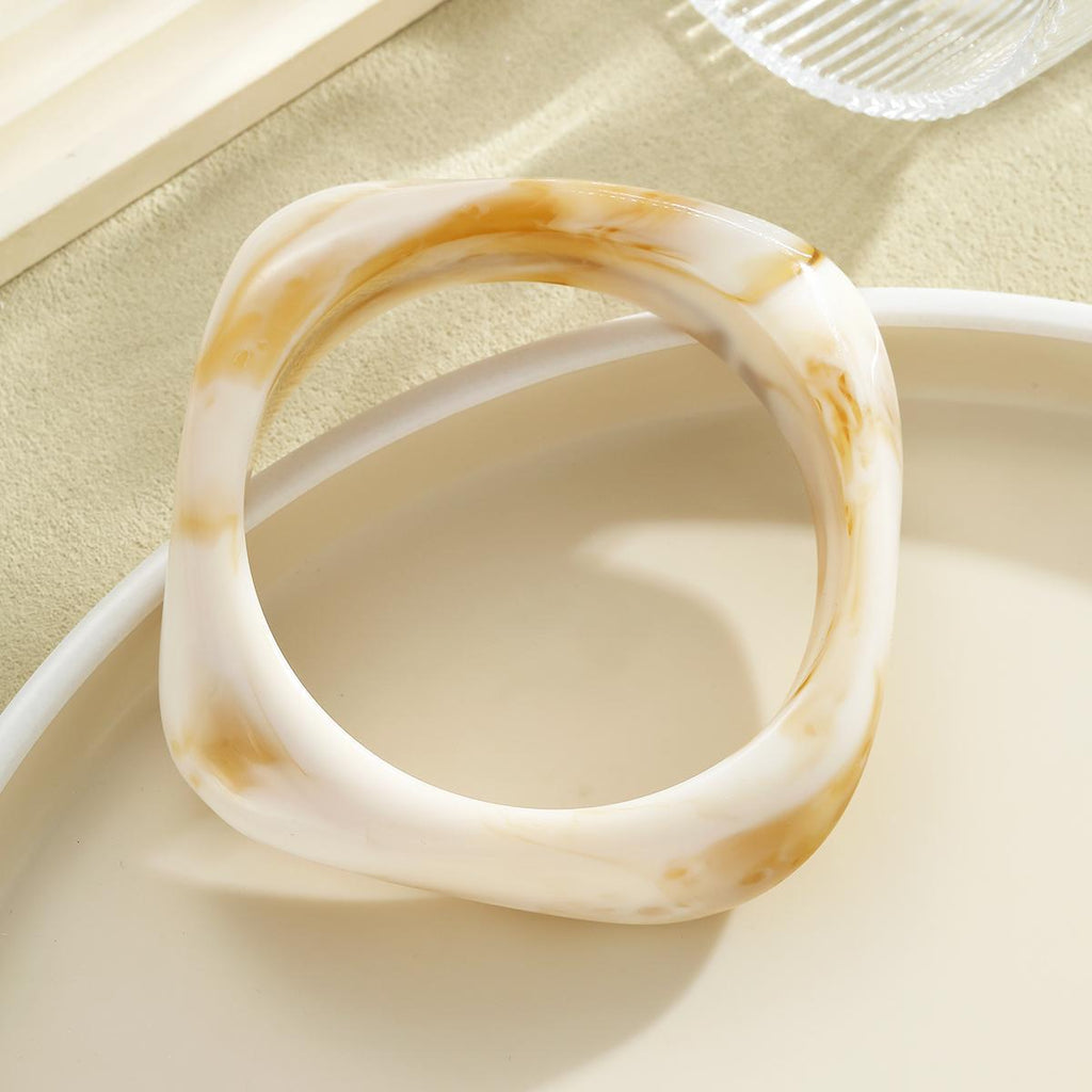 Damen modisches Acrylarmband mit einzigartigen Marmorierungen Shop Nory
