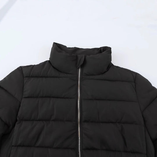 Damen Kurze gesteppte Jacke mit Stehkragen, Reißverschluss und elastischen Bündchen Shop Nory