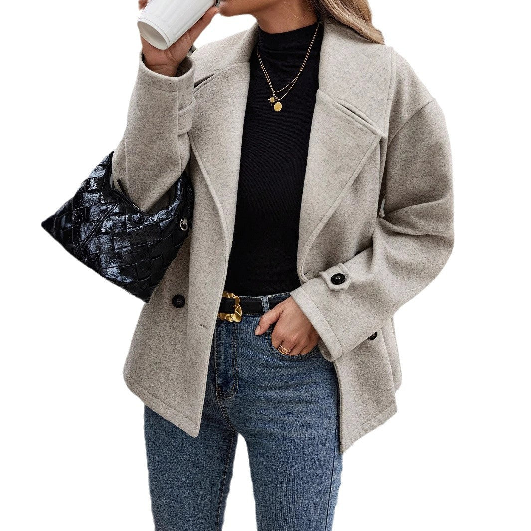 Damen Kurzmantel im Oversize‑Schnitt mit Reverskragen und Zierknopfleiste Shop Nory