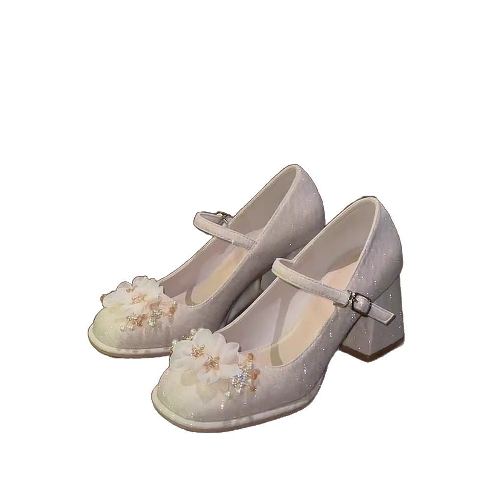Damen zarte Mary Jane Pumps mit luftiger Blumenverzierung Shopnory