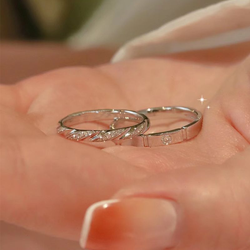 Damen Ring-Set mit kunstvollem Zopfdesign und funkelnden Zirkonia Shop Nory