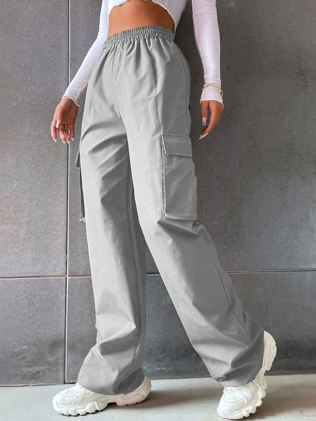 Damen Cargo-Hose mit seitlichen Taschen und elastischem Bund